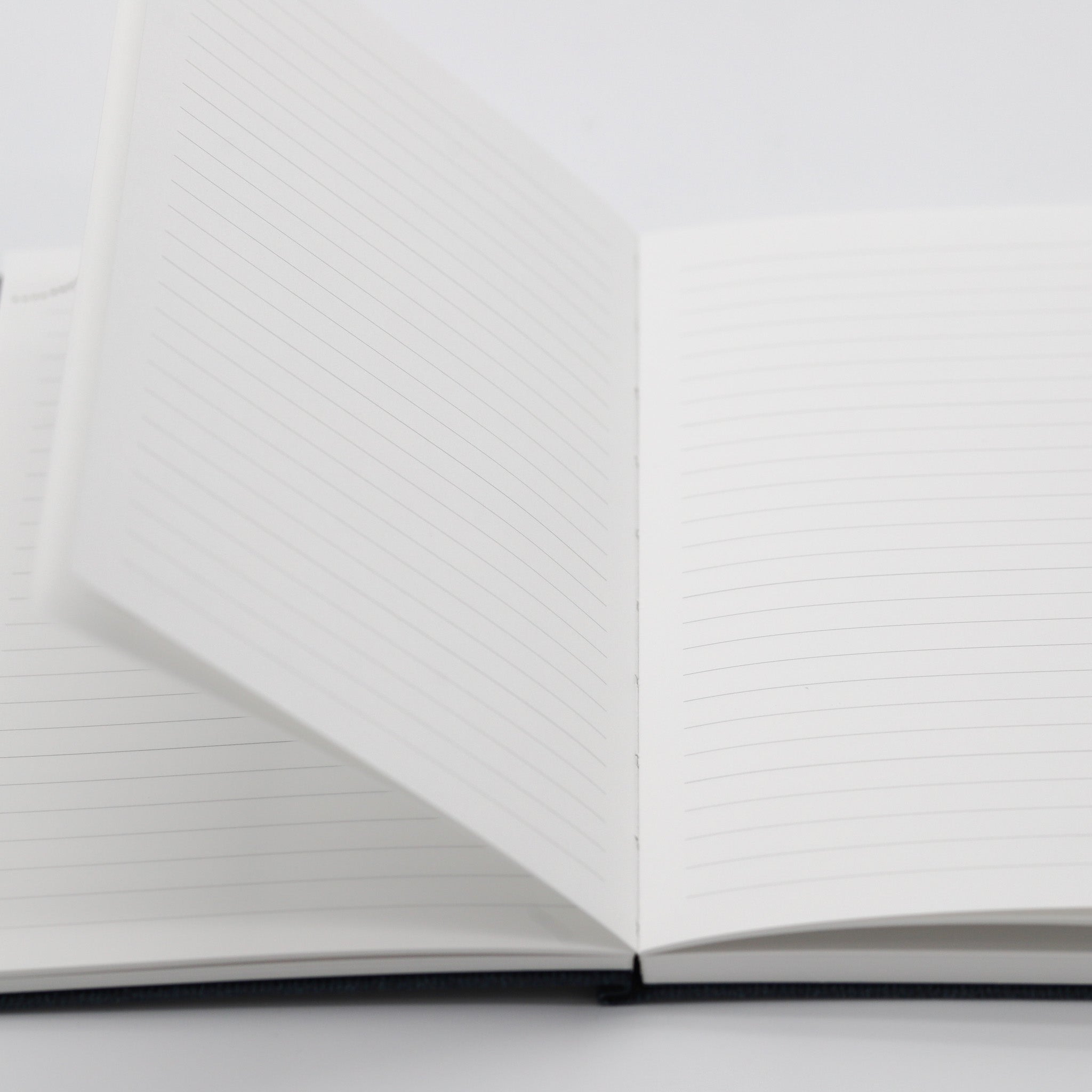 Orom Polar Fountain Pen Notebook